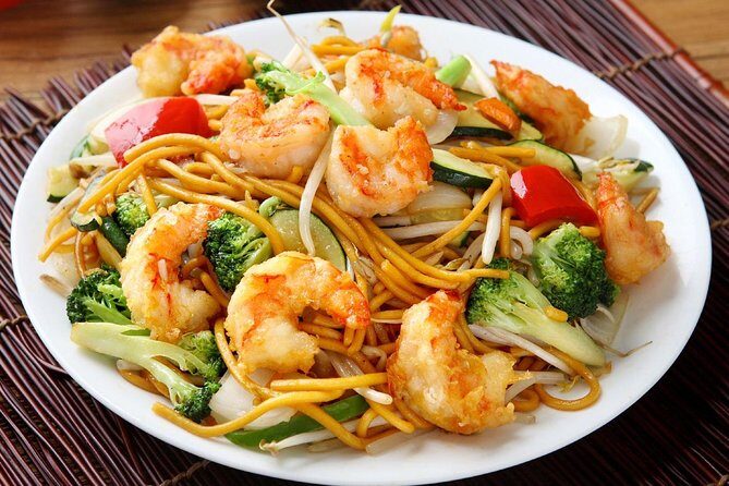 Hoi An Countryside bike tour, Basket boat and Cooking class - Meeting in Hoi An: pickup options and what to expect before you ride