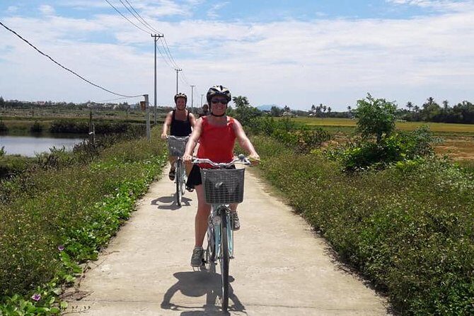 Hoi An Countryside Biking Tour(Vegetable village -basket boat - fishing village) - Tra Que, Shrimp Farms, Coconut Waterway: How This Tour Feels