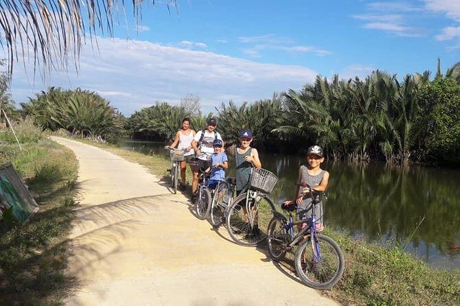 Hoi An Countryside Biking Tour(Vegetable village -basket boat - fishing village) - Starting In Hoi An: Pickup, Meeting Point, And The First Ride Moment