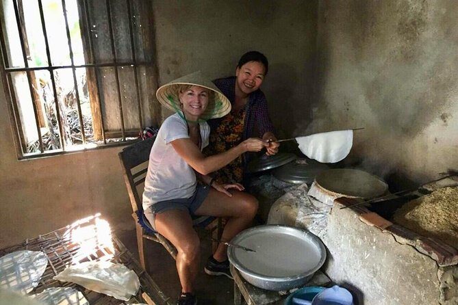 Hoi An Countryside By Bike - Boat time on the local ferry: a photo stop that feels real