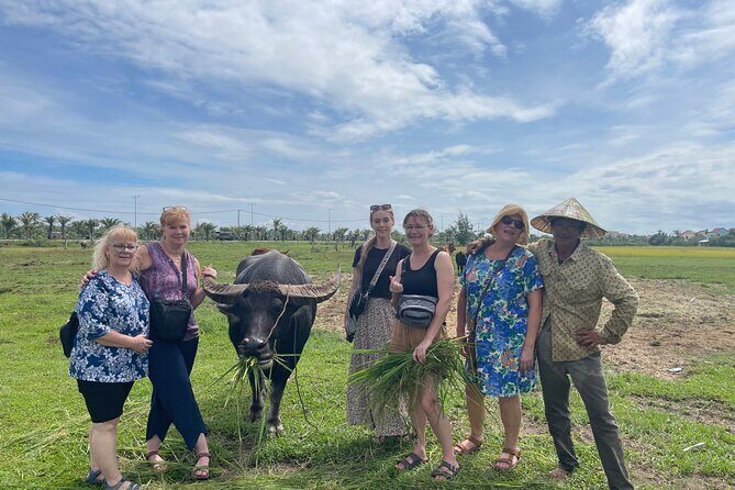 Hoi An countryside cycling Tour,Basket Boat-organic farming-lunch - Tra Que Vegetable Village: where you start thinking about herbs