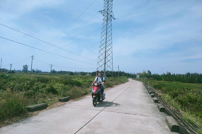 Hoi An Countryside Discovery Tour By Motorbike - Local food - Mat weaving with a local family: hands-on craft, not a demo