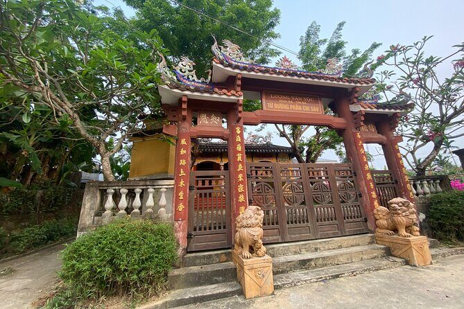 Hoi An Countryside Vespa Tour: Food, Culture & Daily Life - From Hoi An Ancient Town Pickup to Cam Kim Island Back-Roads