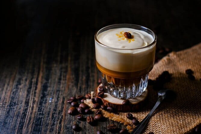 Hoi An/ Da Nang: Coffee Making Workshop - Tea welcome and the philosophy you’re supposed to notice