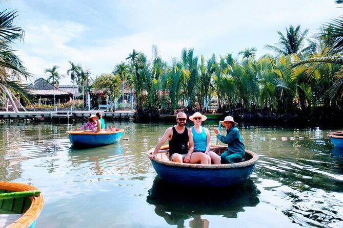 Hoi An Eco-Biking Tour - Coconut-palm basket boat ride: a different pace, and the purple-crab moment