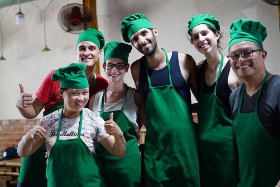 Hoi An: Evening Cooking Class with Locals in Herbs Village - The 18:00 Plan: What Happens From Arrival to Dinner