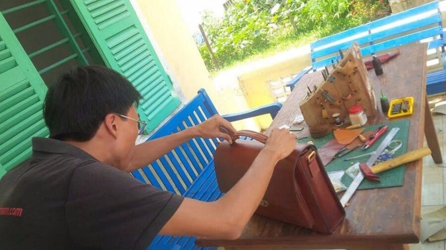 Hoi An: Experience Handmade Leather Making in Oldtown - Materials and tools included: what that means for your budget