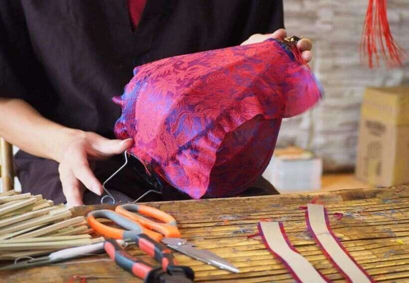 Hoi An: Foldable Lantern Making class with Local Family - Hands-On Lantern Making: Getting Help When You Hesitate