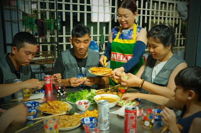 Hoi An food tour - Stop 5 on Trần Phú: nước mót and the refresh between bites