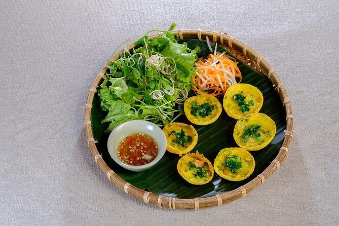 Hoi An Food Tour by Motorbike with Tastings and Dinner - Pagoda Visit and Meeting Locals Without Turning It Into a Lecture