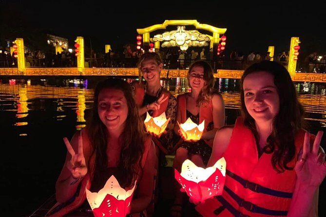 Hoi An Food Trail by Night with Boat Trip - Lantern-lit Hoi An and a focused 4-hour plan