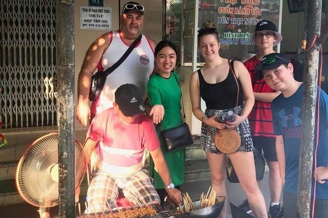 Hoi An Food Trail by Night with Boat Trip - Who should book this night food trail
