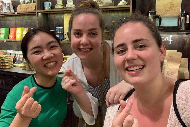 Hoi An Food Trail by Night with Boat Trip - What you actually eat: 8 dishes, dinner, and coffee