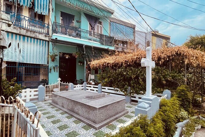 Hoi An Ghosts, Death, Mystery Unveiled - Weather, walking, and comfort: small choices that change the night