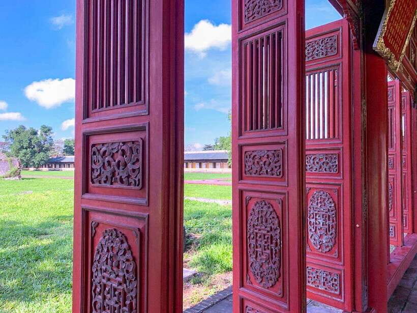 Hoi An: Imperial Hue And Scenic Hai Van Pass Discovery Tour - The Forbidden Purple City + emperor’s private residence: what the guide helps you notice