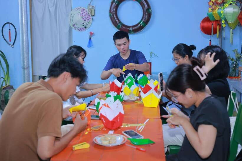 Hoi An : Lantern Boat Ride & Flower Lantern Making Class. - Who This Works Best For (And Who Should Skip It)