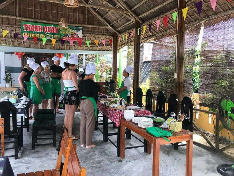 Hoi An :Lantern Making - Cooking Class -Coconut Basket Boat - Hoi An Lantern Making + Basket Boat + Cooking Class in Cam Thanh (4.5–6 Hours)