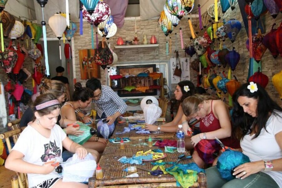Hoi An: Local Foldable Lantern-Making Class with Locals - Getting There: Meeting Point on Phan Boi Chau Street