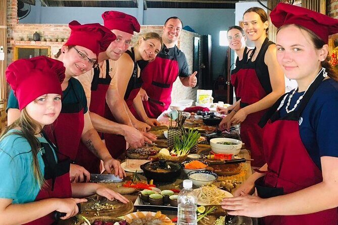 Hoi An Local Market and Vegetable Village Cooking Class - Who this tour suits best