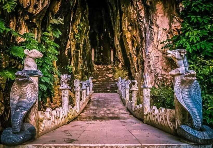 Hoi An: Marble Mountain, Am Phu Cave and Monkey Mountain - Guides and Pace: What Makes the Tour Feel Worth It