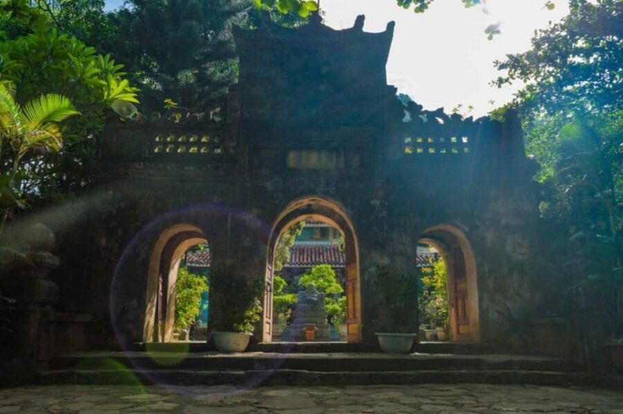Hoi An: Marble Mountain & Monkey Mountain in Afternoon Tour - Monkey Mountain and Linh Ung Pagoda: The Lady Buddha Plus the Monkey Chance