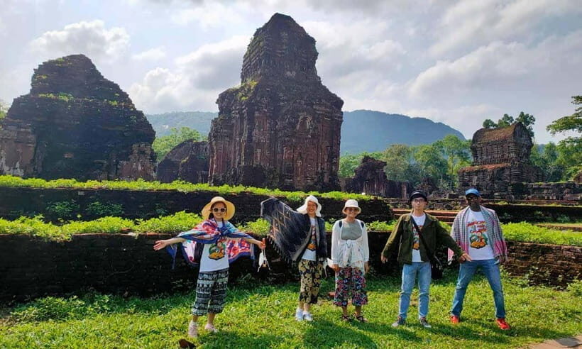Hoi An: Marble Mountains, Monkey Mountain & My Son Day Tour - Thu Bon River sunset boat ride: slow views, cool air, and banh mi on board