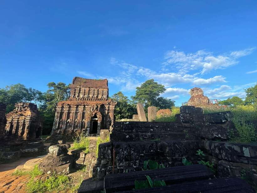 Hoi An: My Son Ruins: Guide-Bus-Boat-Cultural Show-Lunch - Apsara-Shiva Dance Show: Turning Stone into Story