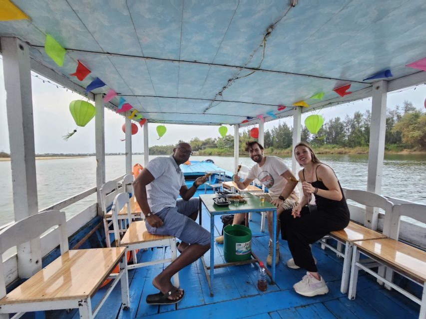 Hoi An: My Son Sanctuary & Sunset River Cruise BBQ or Banhmi - The Pickup, Coffee Stop, and Ride to My Son