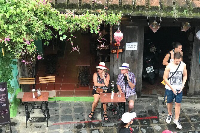 Hoi An Old Town and local Food - Why this Hoi An walking-and-food tour works on day one