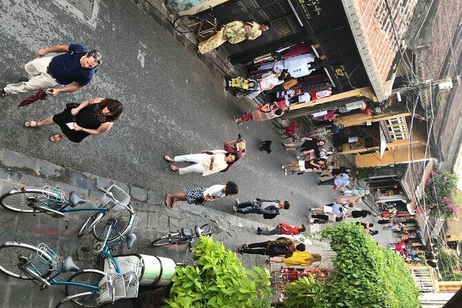 Hoi An Old Town and local Food - Entering Hoi An Ancient Town: UNESCO streets and standout landmarks