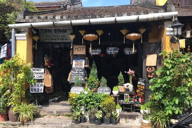 Hoi An Old Town and local Food - How the 3 to 4 hours usually feels: pace, walking, and included transport