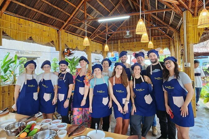 Hoi An Private Seafood Cooking Class/Oyster Cooking Experience - A Morning Market Start in Hoi An’s Seafood World