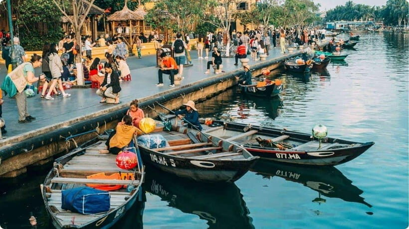 Hoi An: River Lantern Boat Experience with Free 5G eSIM - Key things worth knowing