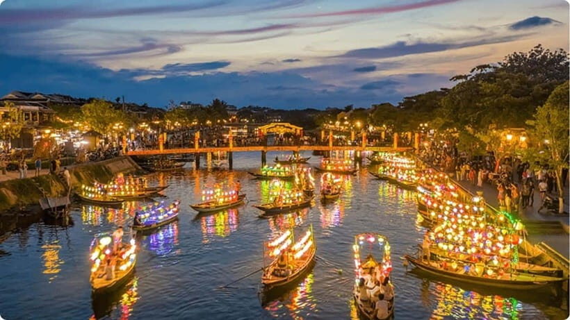Hoi An: River Lantern Boat Experience with Free 5G eSIM - Old Town night market time: what you can do with the extra minutes