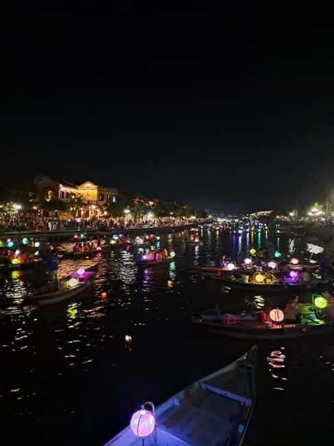 Hoi An Street Food, night market and lantern boat ride - The Hoai River Lantern Boat Ride: Candle Flowers and Wish Time