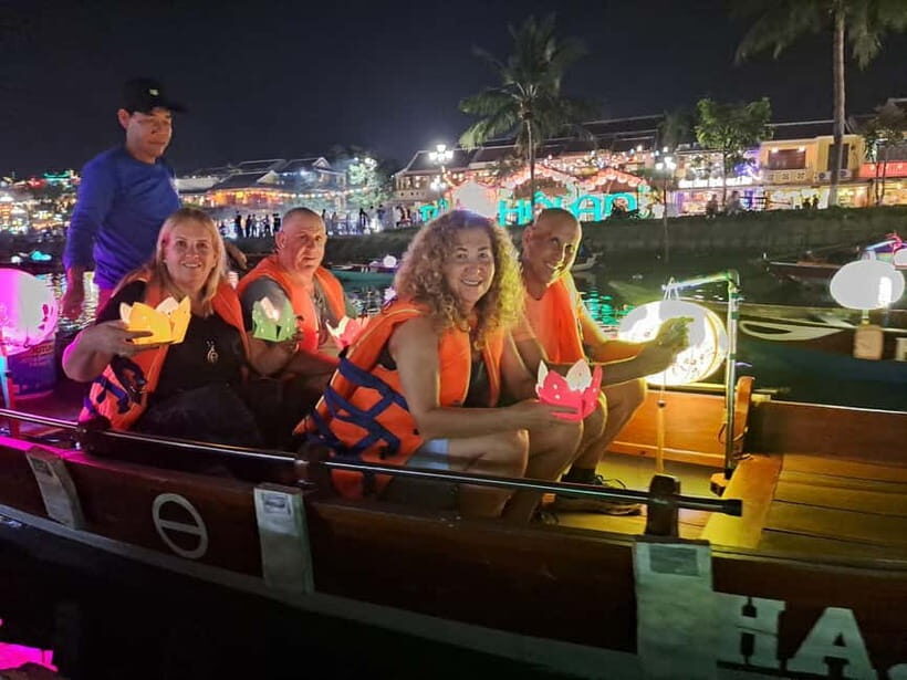 Hoi An Street Food, night market and lantern boat ride - Meeting at Hoi An Museum: Getting Your Bearings Fast
