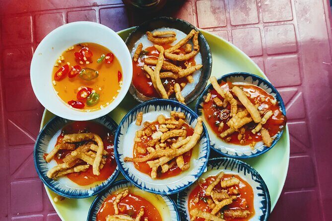 Hoi An street food tour - Why an evening street-food walk works so well in Hoi An
