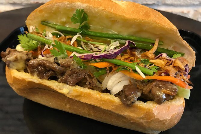 Hoi An Street Food Walking Tour with Tastings - Price, group size, and how to get the most out of the $35