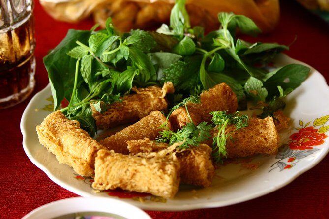 Hoi An Street Food Walking Tour with Tastings - Should you book this Hoi An street food walking tour?