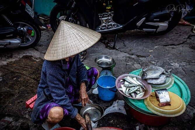 Hoi An Sunrise Fish Market Tour - Fish sauce factory stop: why handcrafted matters