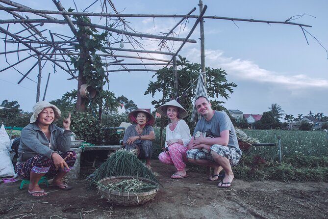 Hoi An sunrise, fish market tour and taking photos( Private tour) - Thu Bon River boat at sunrise: fishing scenes with story