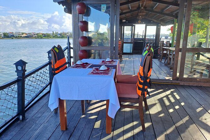 Hoi An Sunset Dining Cruise - Music, cocktails, and expectations: what to confirm before you book