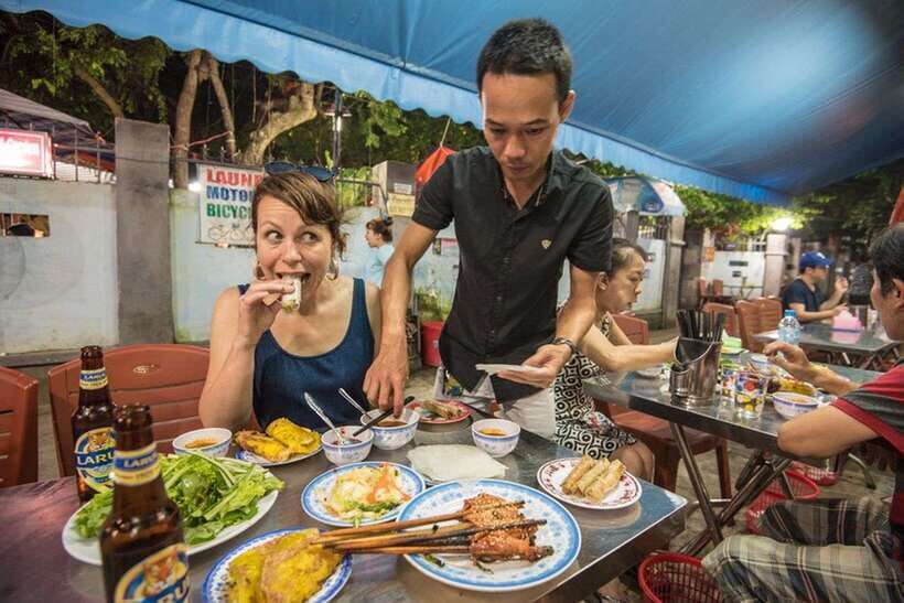 Hoi An: Sunset Food Tasting Tour - Why this sunset food walk in Hoi An feels different