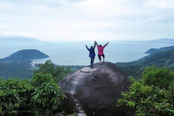 Hoi An to Hai Van Pass and back to Hoi An with Mr.T Easy Rider (One Day) - Hai Van Pass: 21 km of curves between Hue and Da Nang