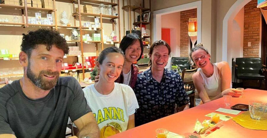 Hoi An Vegan Food Tour - White roses in a 300-year-old house: a dish with a story