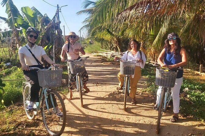 HOI AN Vegetable Village, Basket Boat, Palm Forest PRIVATE TOUR - A half-day bike loop that feels like rural Hoi An, not a theme park