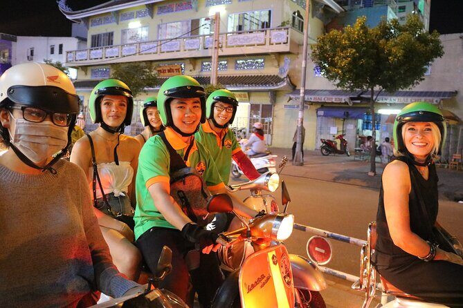 Hoi An Vespa By Night Street Food Tour - The lantern-lit An Hoi Islet and the Thu Bon River boat cruise