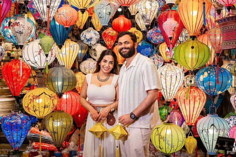 Hoi An: Vietnamese Foldable Lantern Making Workshops - Choosing your lantern shape and silk colors