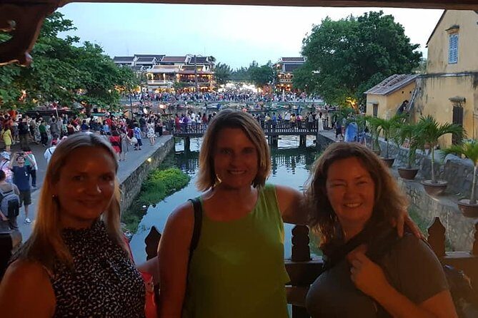 Hoi An Walking City Afternoon & Evening- Night Market- Boat ride - Why a 3pm start makes Hoi An feel manageable