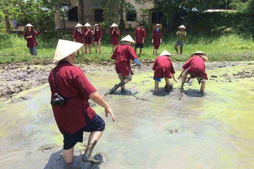 Hoi An Wet Rice Farming Tour-Basket Boat Tour Fishing-Lunch - Coracle boats and bamboo basket time: fishing the way local fishermen do